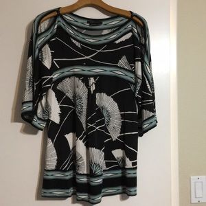BCBG 3/4 sleeve top